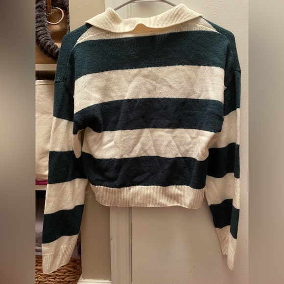 white and green striped collared sweater - Picture 2 of 2